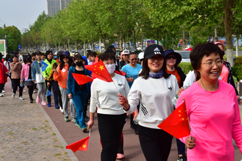 QQ截图20190427085456_副本.png QQ截图20190427085456_副本.png