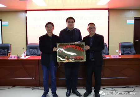 QQ截图20201125162704_副本.png QQ截图20201125162704_副本.png